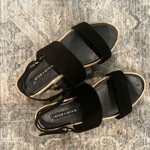 Alex + Olivia Platform Sandals Size 9.5